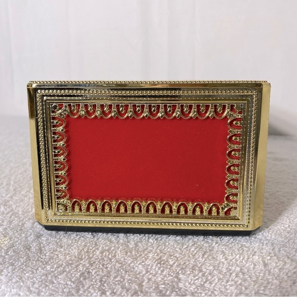 Vintage Elegant Ornate Red Velvet Gold Tone Plastic Tissue Box Cover - Picture 9 of 11
